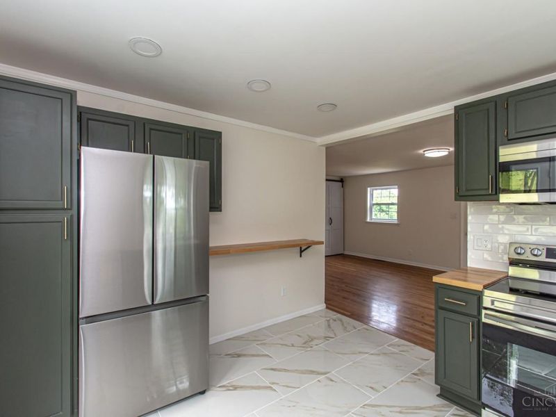 4323 Wayne Madison Road, Wayne Twp, OH 45067 Photo 9