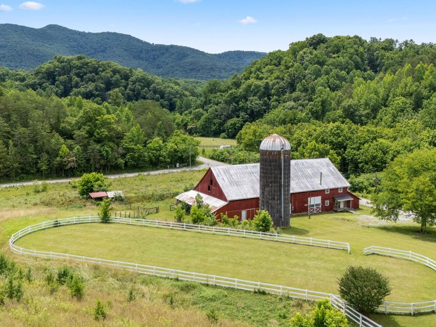 Property Image 8