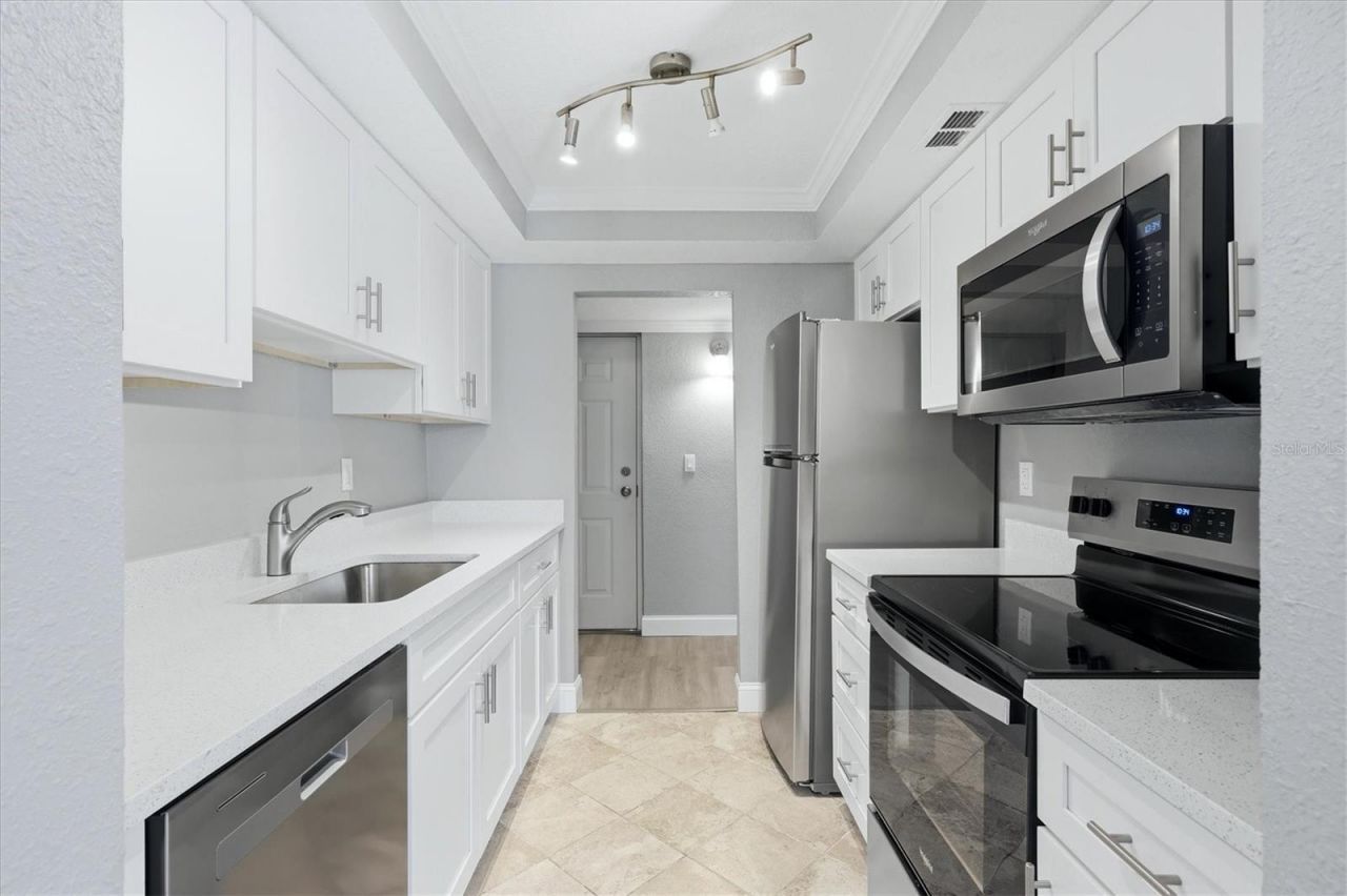 11409 8th Street N, Unit 1509, Saint Petersburg, FL 33716 Photo