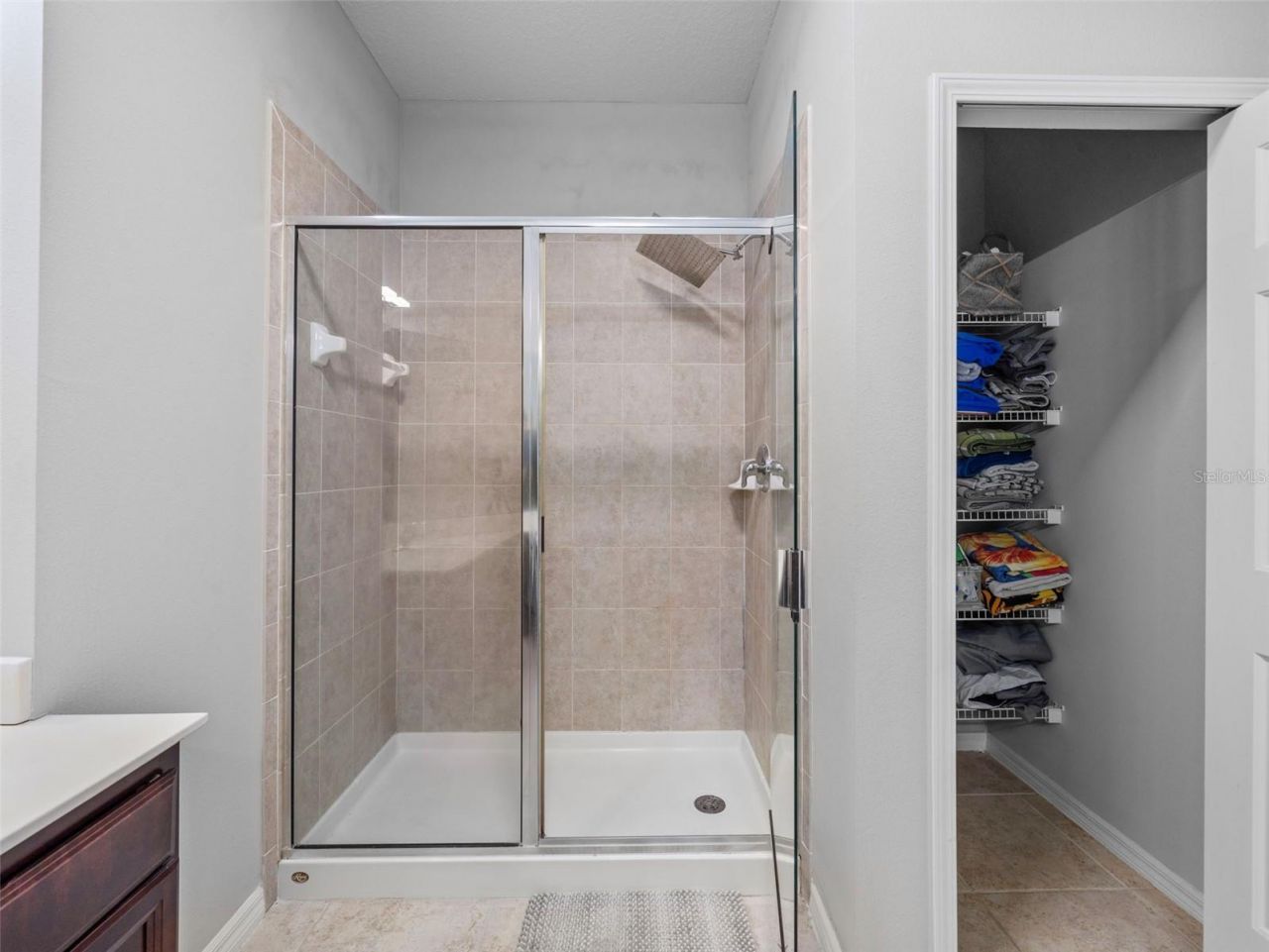 3831 Parkridge Circle, Unit 1-104, Sarasota, FL 34243 Photo