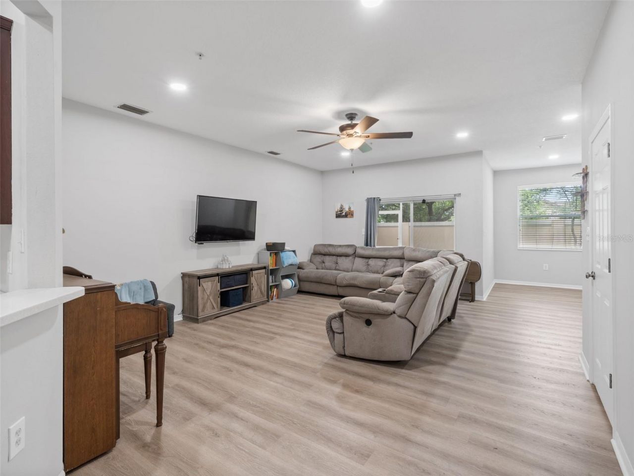 3831 Parkridge Circle, Unit 1-104, Sarasota, FL 34243 Photo