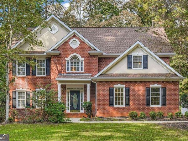 100 Hamilton Glen Court, Fayetteville, GA 30215