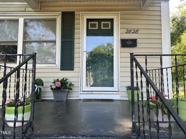 2828 Oberlin Road, Raleigh, NC 27608