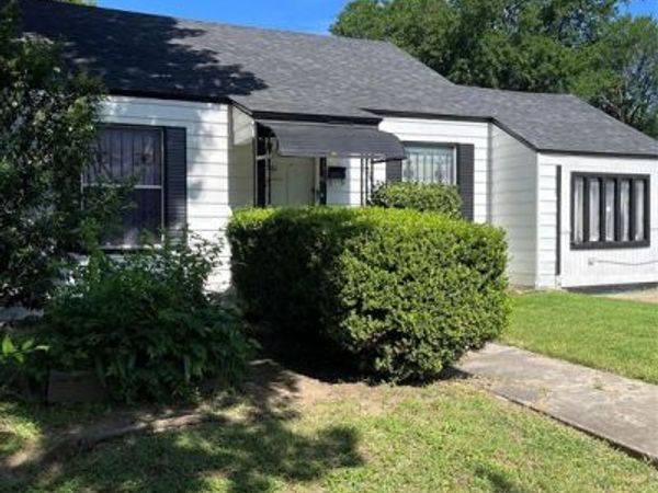 2935 Maryland Avenue, Dallas, TX 75216