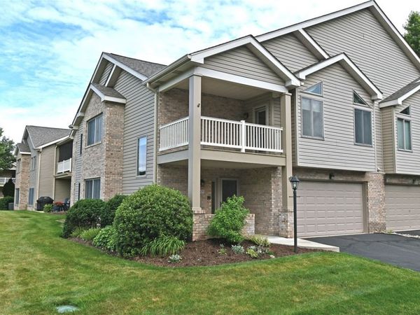 9503 Sundance Dr, Bridgeville, PA 15017