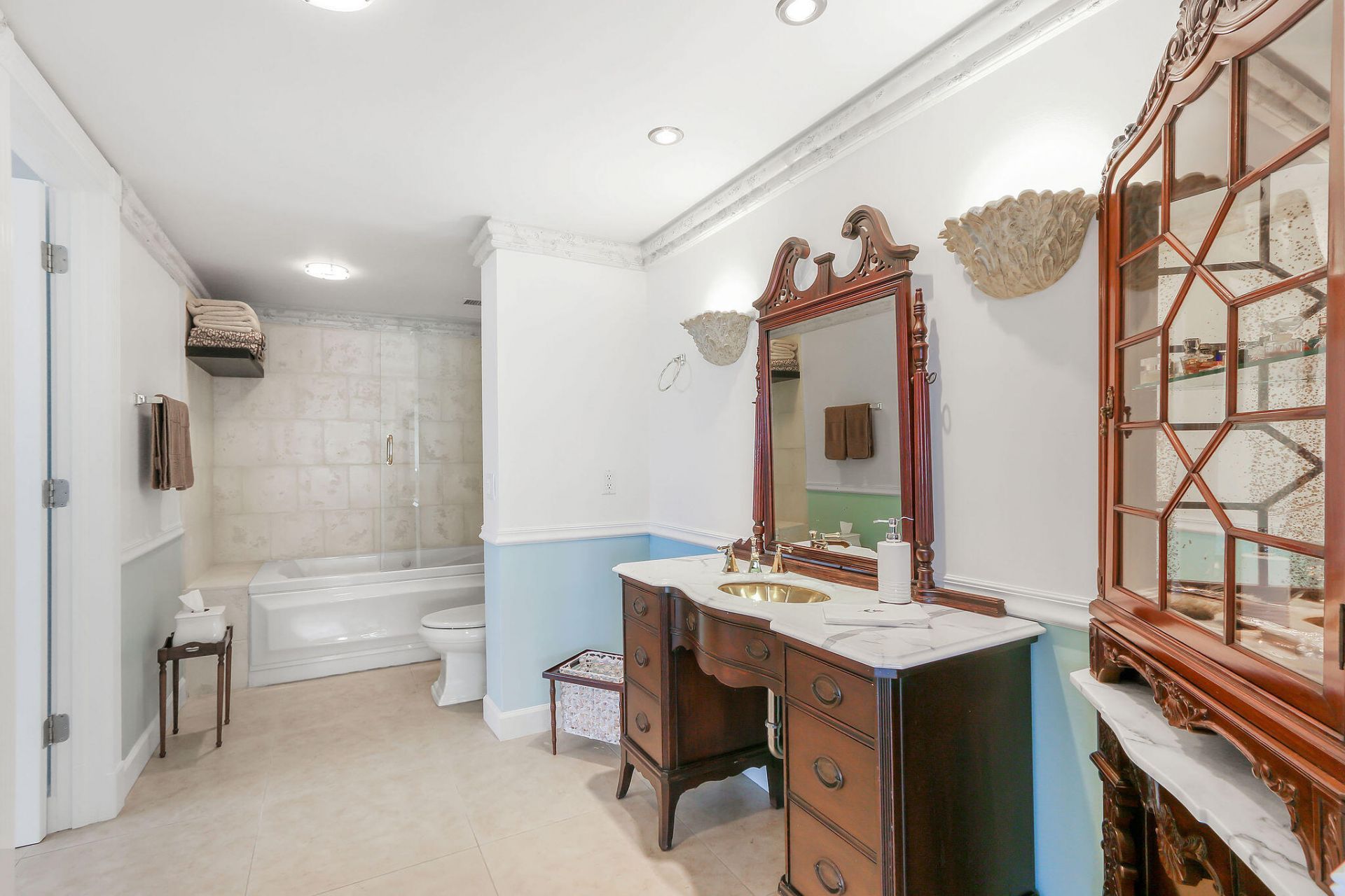 2000 S Ocean Drive, Unit 1810, Fort Lauderdale, FL 33316 Photo