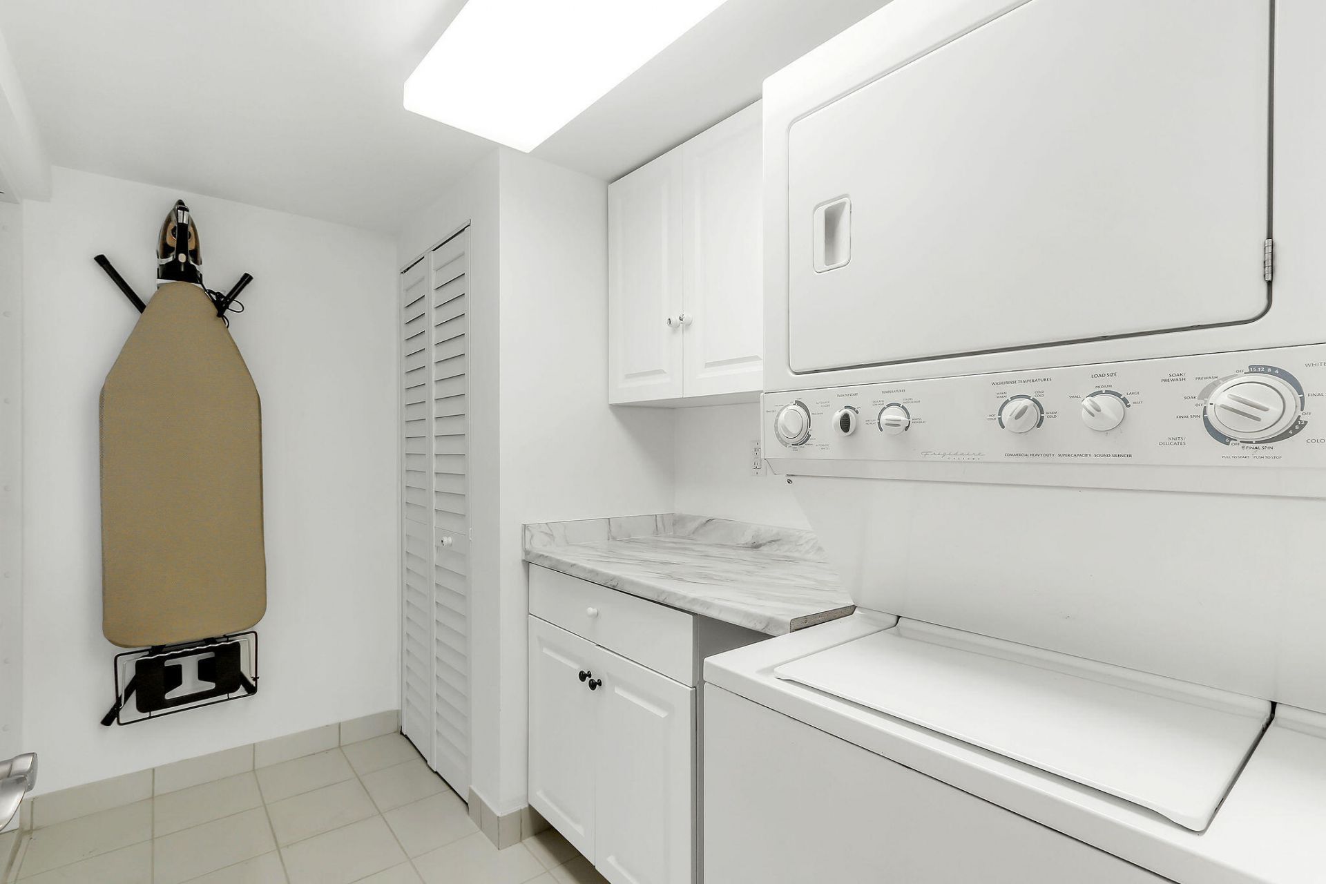 2000 S Ocean Drive, Unit 1810, Fort Lauderdale, FL 33316 Photo