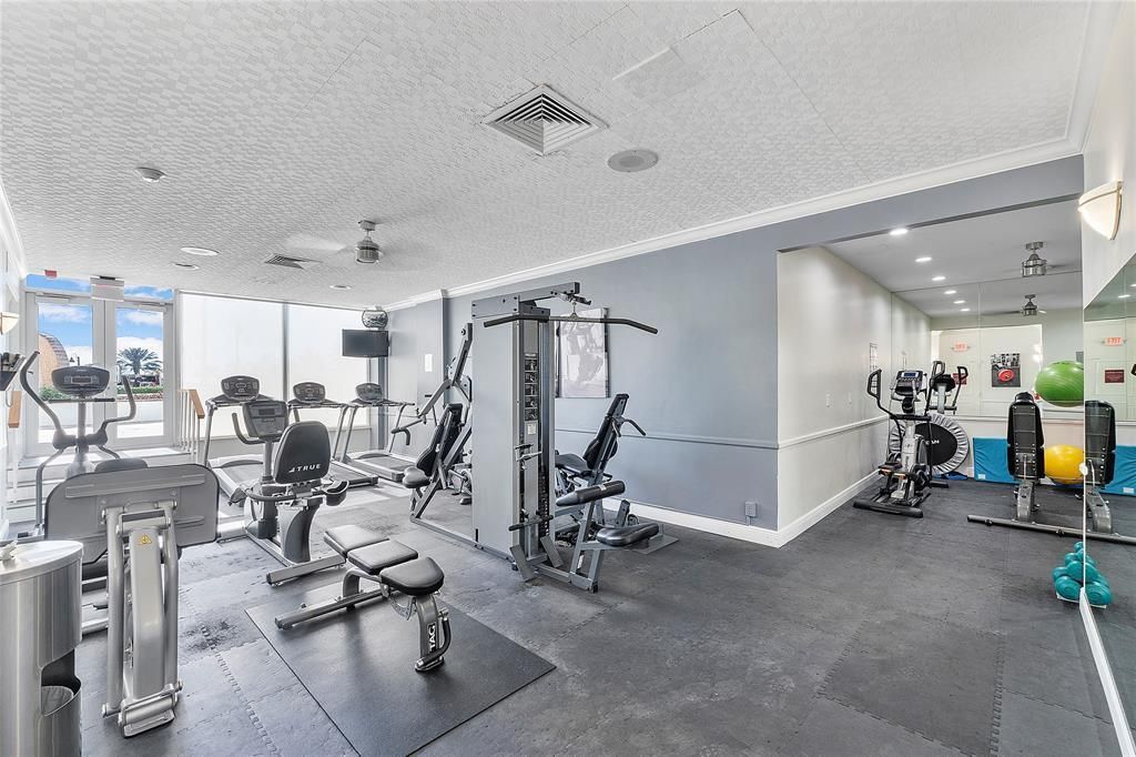 2000 S Ocean Drive, Unit 1810, Fort Lauderdale, FL 33316 Photo
