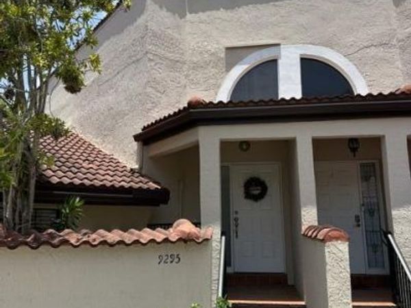 9295 W Sunrise Boulevard, Unit 9295, Plantation, FL 33322