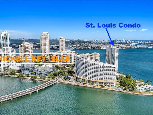 800 Claughton Island Dr, Unit 502, Miami, FL 33131