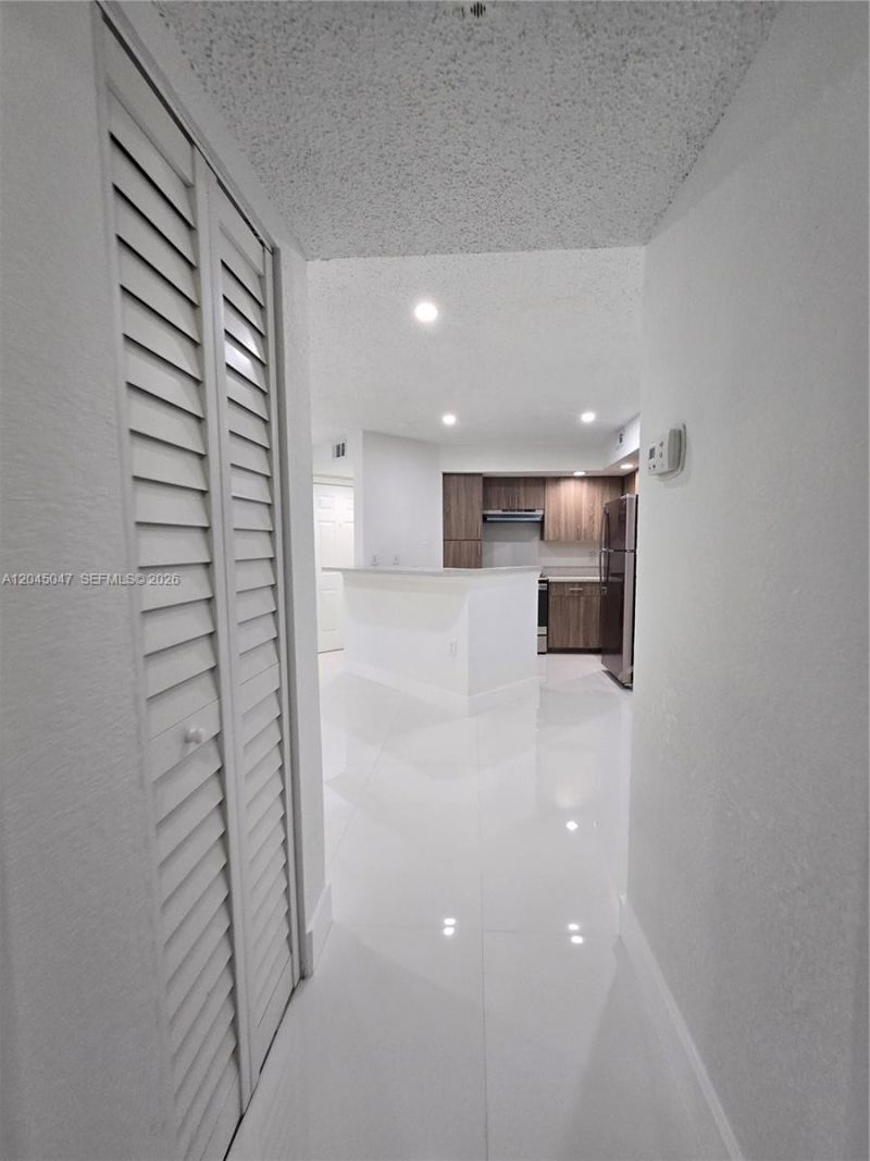 595 Vista Isles Dr , Unit 1913, Sunrise, FL 33325 Photo