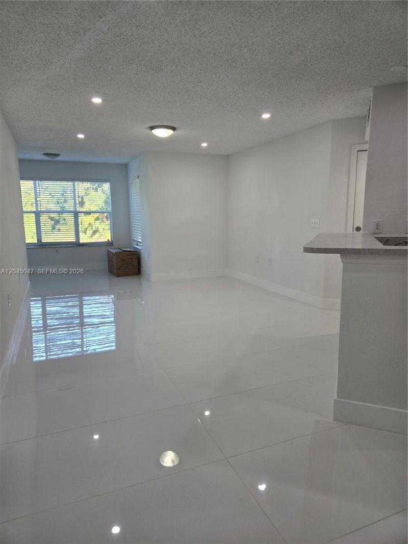 595 Vista Isles Dr , Unit 1913, Sunrise, FL 33325 Photo