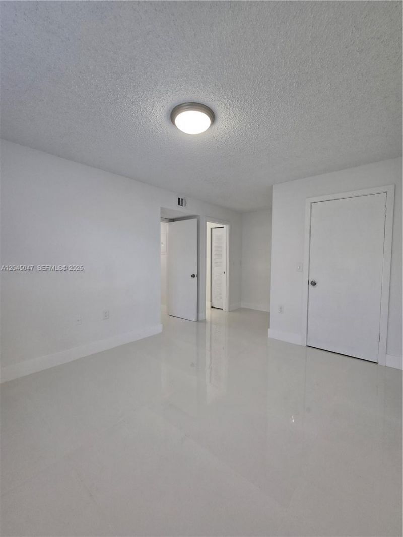595 Vista Isles Dr , Unit 1913, Sunrise, FL 33325 Photo