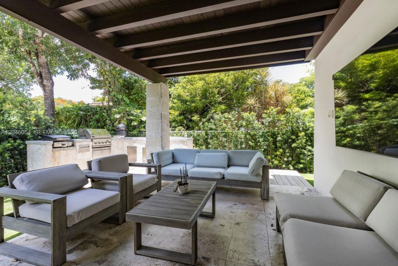 3908 Anderson Rd, Coral Gables, FL 33134 Photo