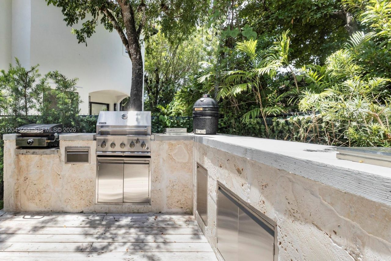 3908 Anderson Rd, Coral Gables, FL 33134 Photo