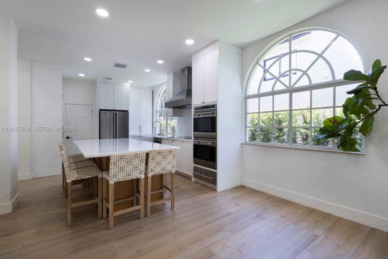 3908 Anderson Rd, Coral Gables, FL 33134 Photo