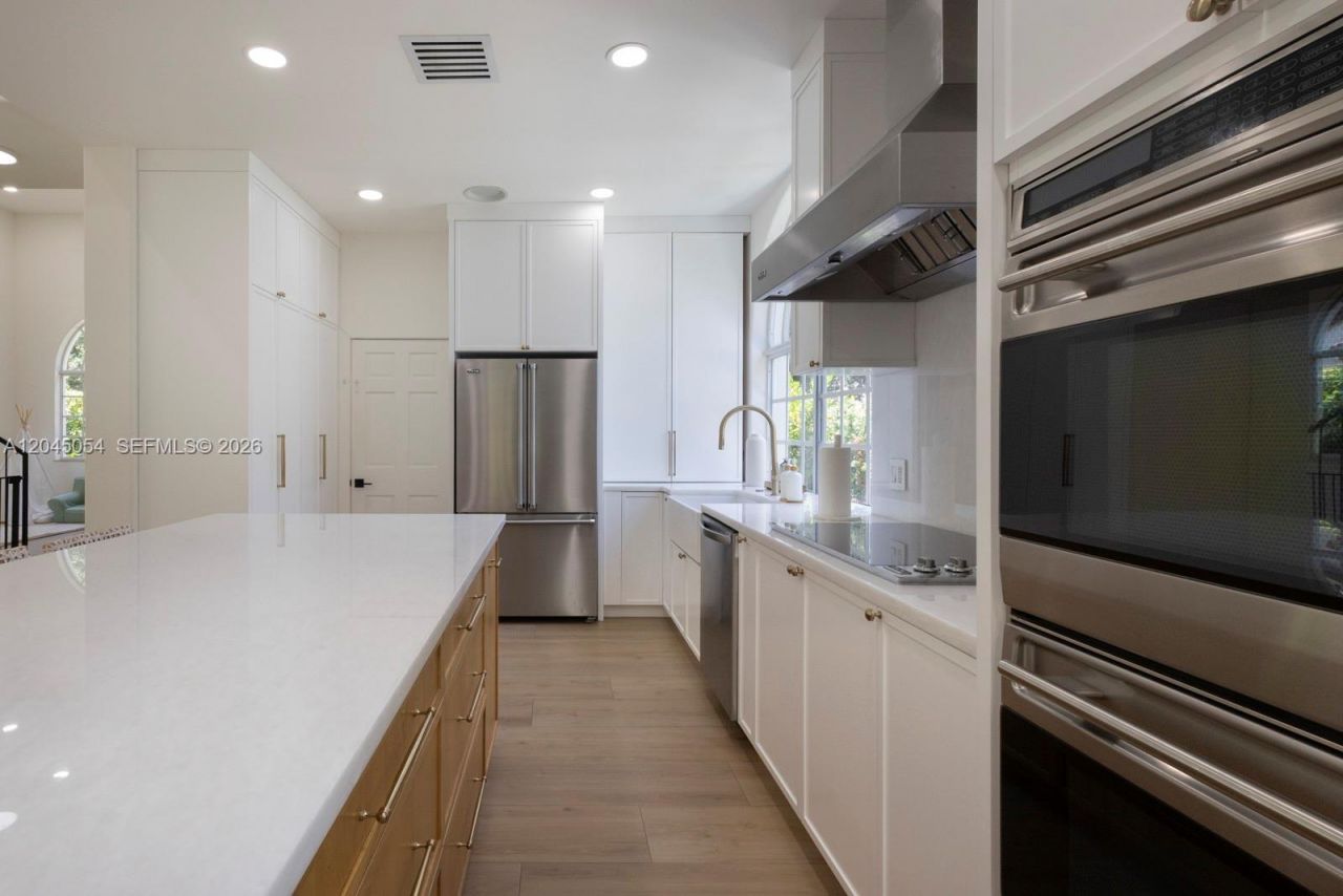 3908 Anderson Rd, Coral Gables, FL 33134 Photo