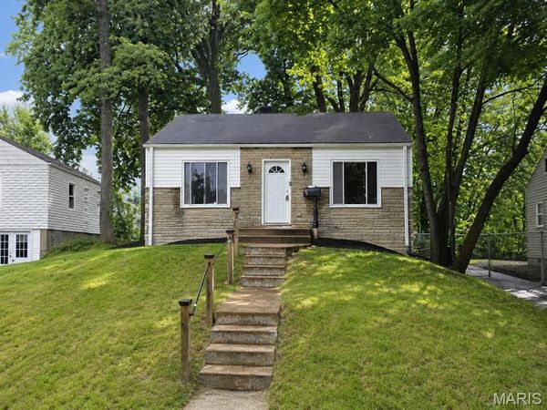 3535 Saint Christopher Lane , St Ann, MO 63074