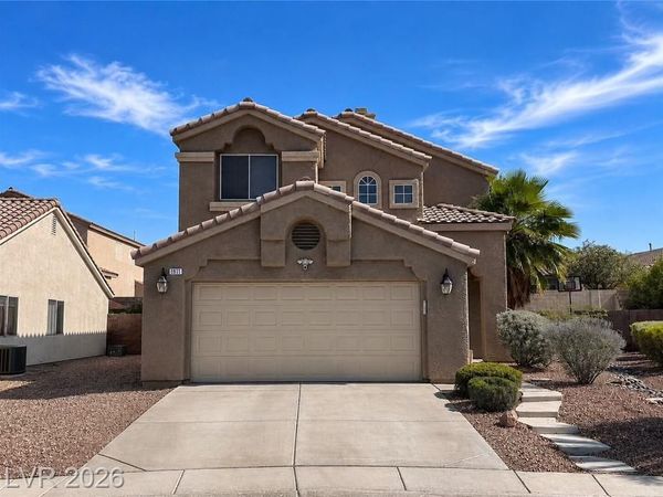 1911 Oak Bluffs Avenue , North Las Vegas, NV 89032