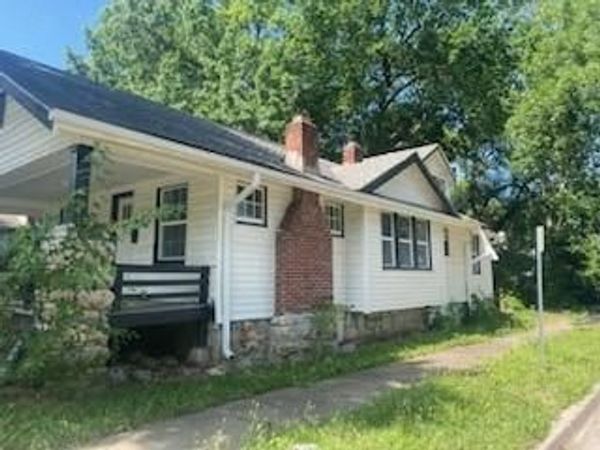 5800 Virginia Avenue, Kansas City, MO 64110
