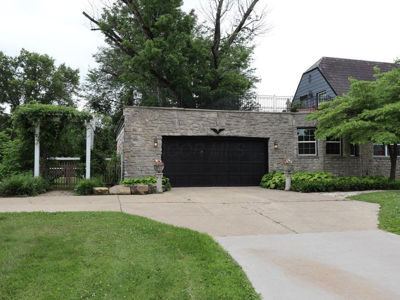 75 Church Street, Ashville, OH 43103 Photo 3