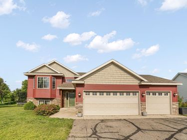 605 9th Avenue SW, Rice, MN 56367