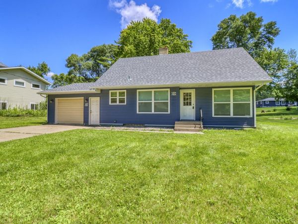 607 Maplewood Drive SE, Pelican Rapids, MN 56572