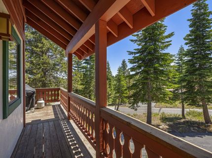 12486 Viking Way, Truckee, CA 96161 Photo