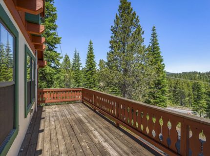 12486 Viking Way, Truckee, CA 96161 Photo
