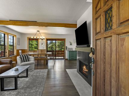 12486 Viking Way, Truckee, CA 96161 Photo
