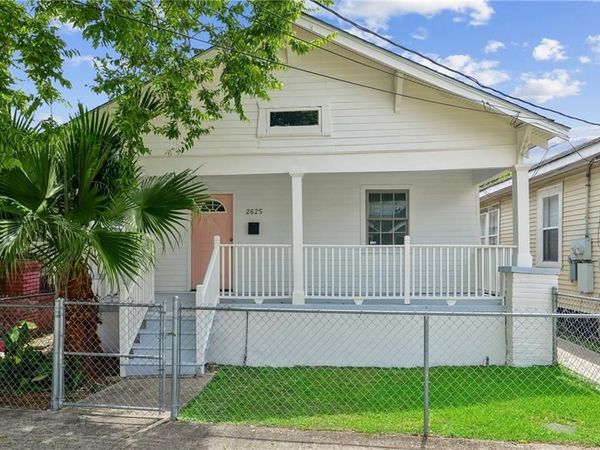 2625 UPPERLINE Street, New Orleans, LA 70115