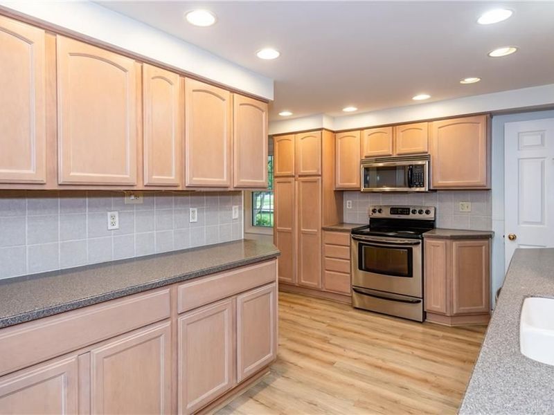 1544 Edenwood Drive, Beavercreek, OH 45434 Photo 13