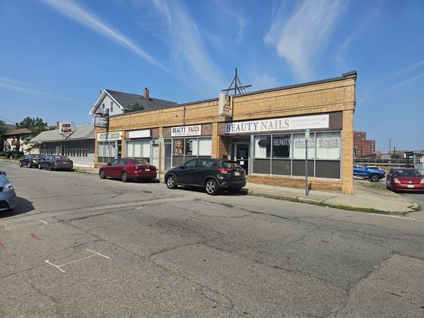 820 North Main Street, Fall River, MA 02720