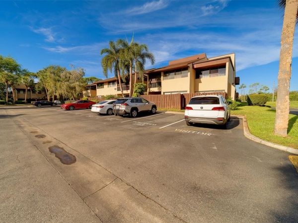 890 N VILLAGE DRIVE N, Unit 103, ST PETERSBURG, FL 33716