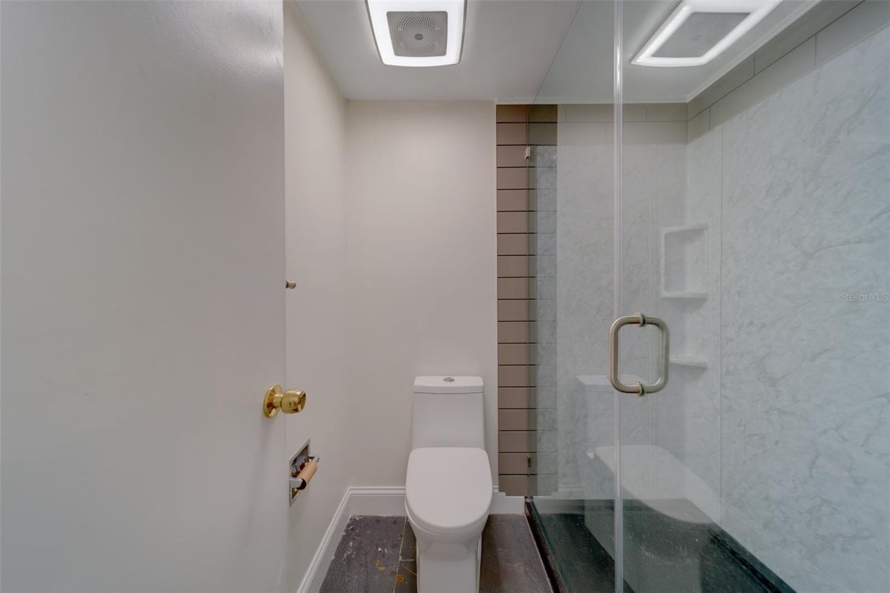 890 N Village Drive N, Unit 103, Saint Petersburg, FL 33716 Photo