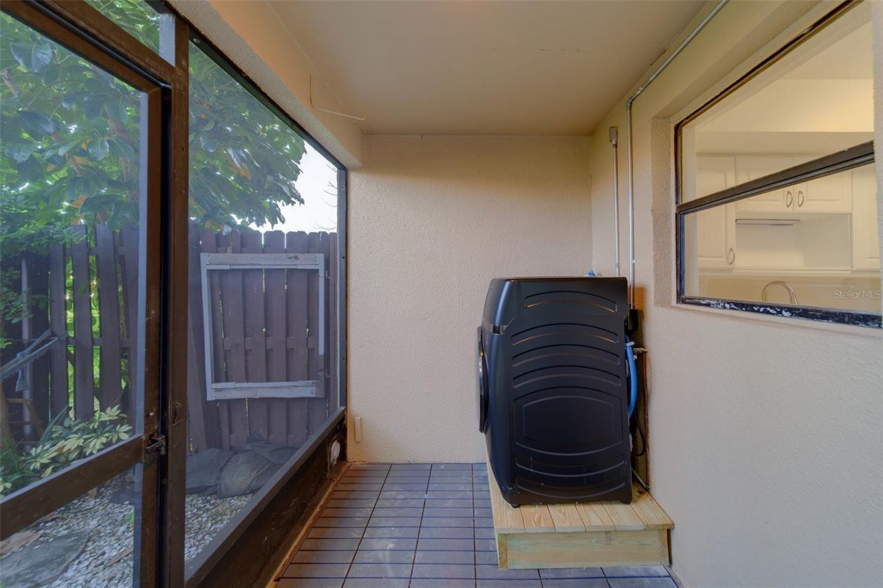 890 N Village Drive N, Unit 103, Saint Petersburg, FL 33716 Photo