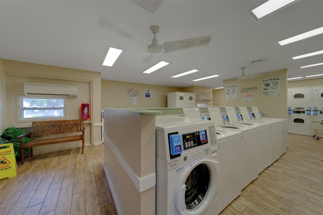 890 N Village Drive N, Unit 103, Saint Petersburg, FL 33716 Photo