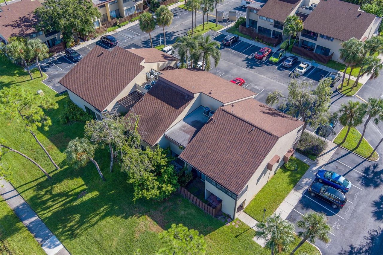 890 N Village Drive N, Unit 103, Saint Petersburg, FL 33716 Photo