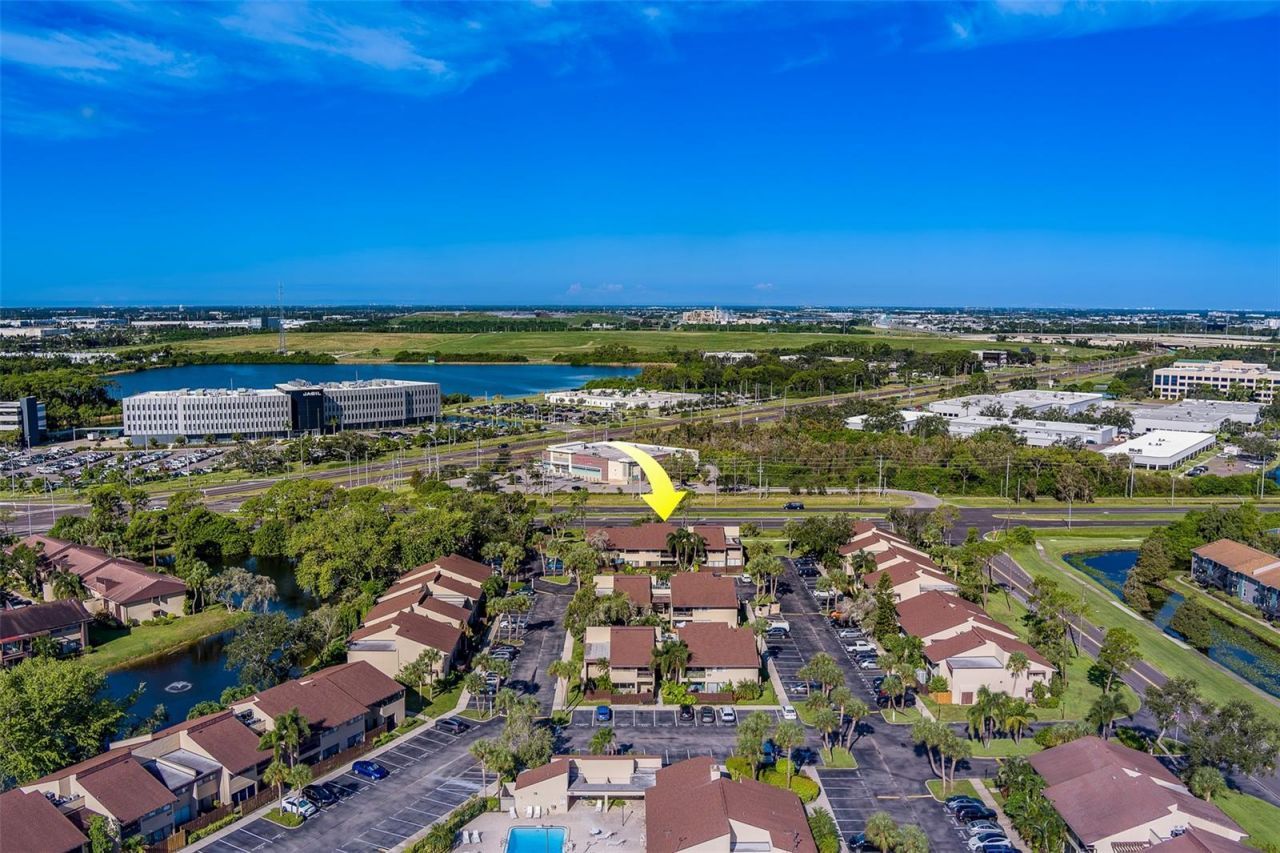 890 N Village Drive N, Unit 103, Saint Petersburg, FL 33716 Photo