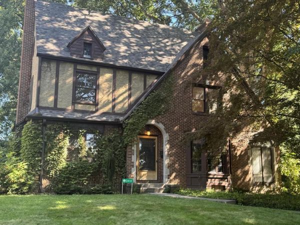 3412 Gallatin Road, Ottawa Hills, OH 43606