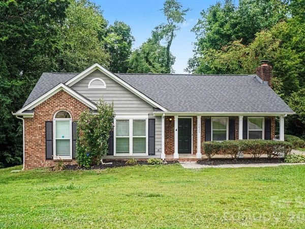 10826 Hunters Trace Court , Charlotte, NC 28262