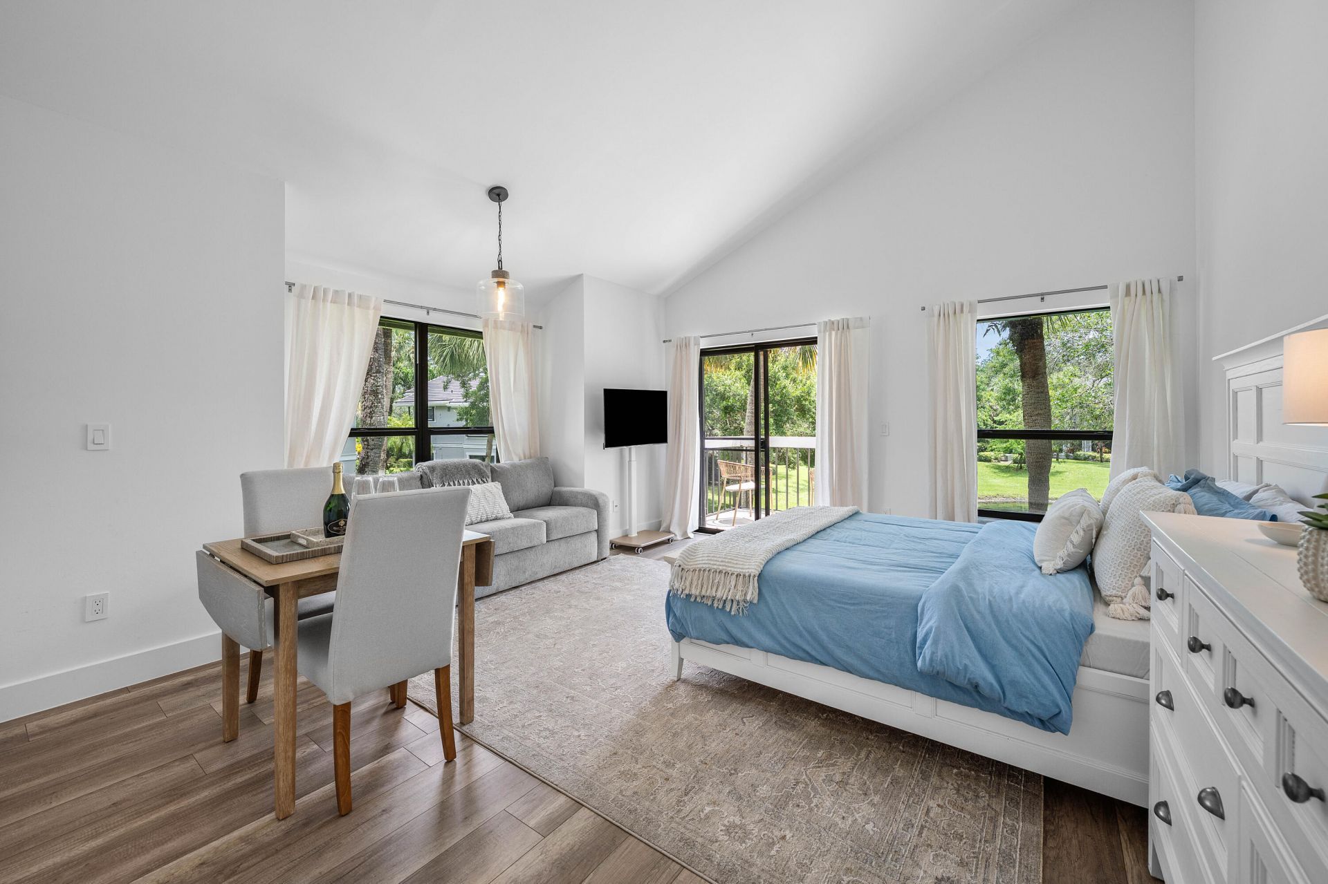 11863 Wimbledon Circle, Unit 504, Wellington, FL 33414 Photo