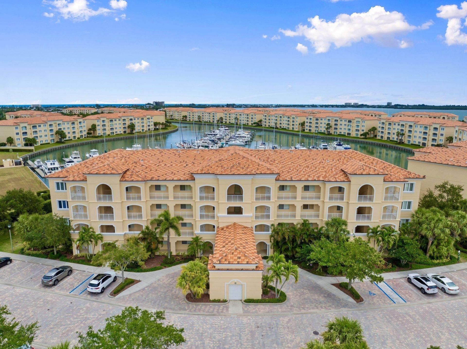 11 Harbour Isle Drive W, Unit 206, Fort Pierce, FL 34949 Photo