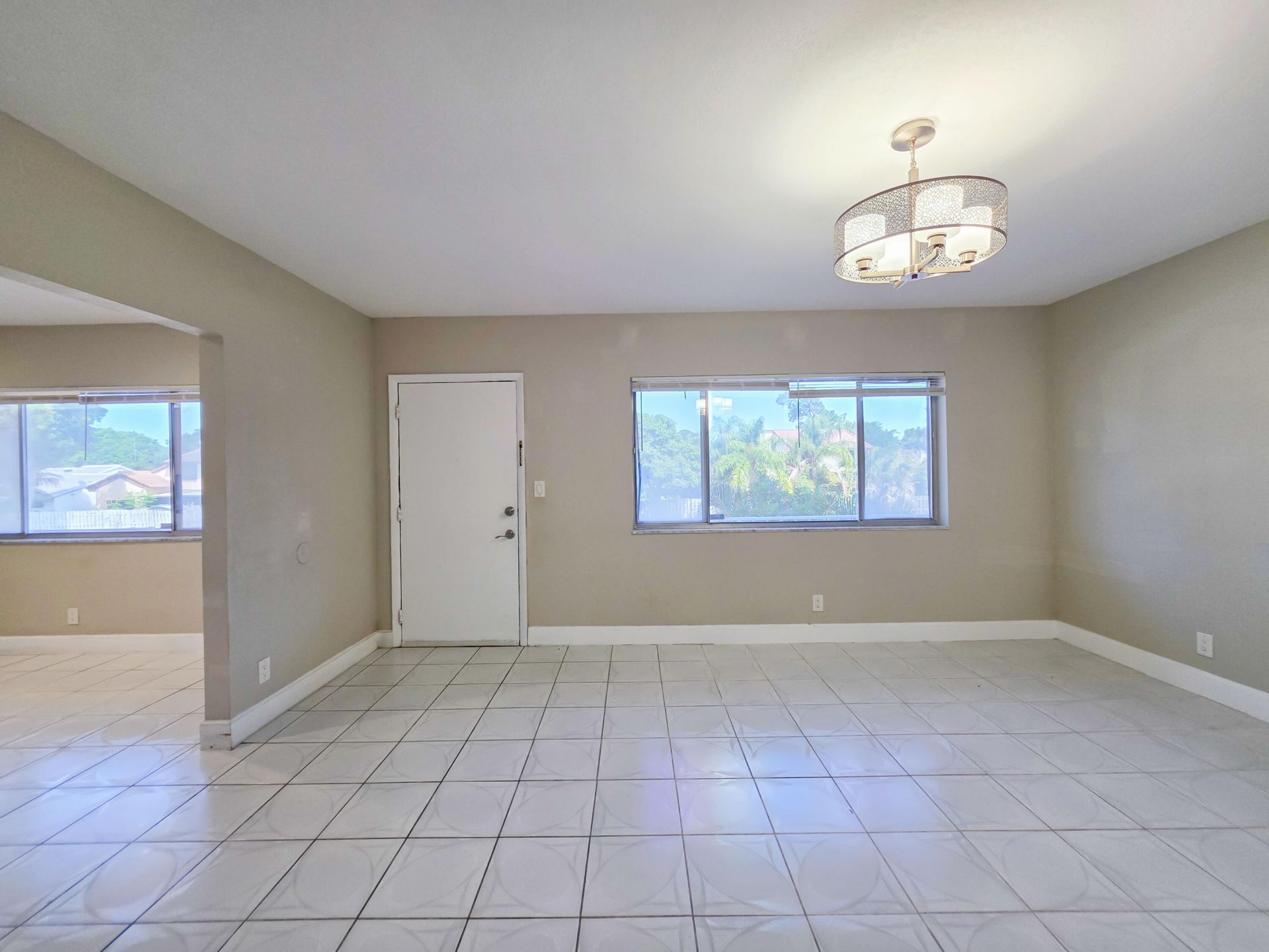 6289 Lear Drive, Unit 203, Lake Worth, FL 33462 Photo