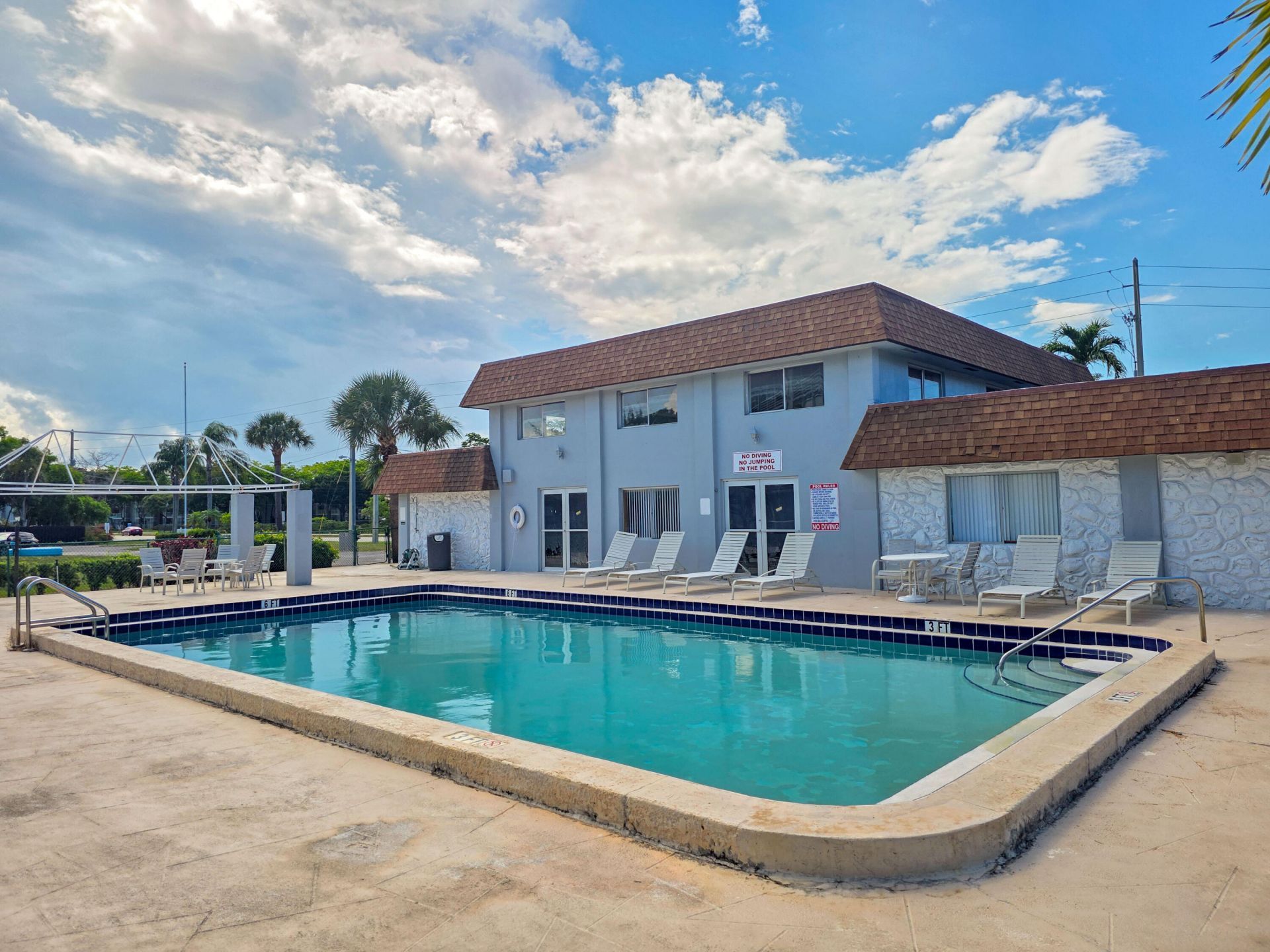 6289 Lear Drive, Unit 203, Lake Worth, FL 33462 Photo