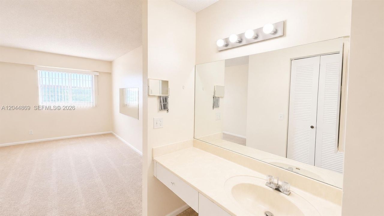 12900 SW 13th St , Unit 413E, Pembroke Pines, FL 33027 Photo