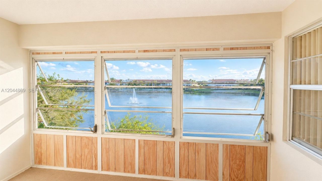 12900 SW 13th St , Unit 413E, Pembroke Pines, FL 33027 Photo