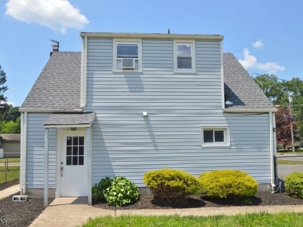 10 Ridgedale Ave, East Hanover, NJ 07936