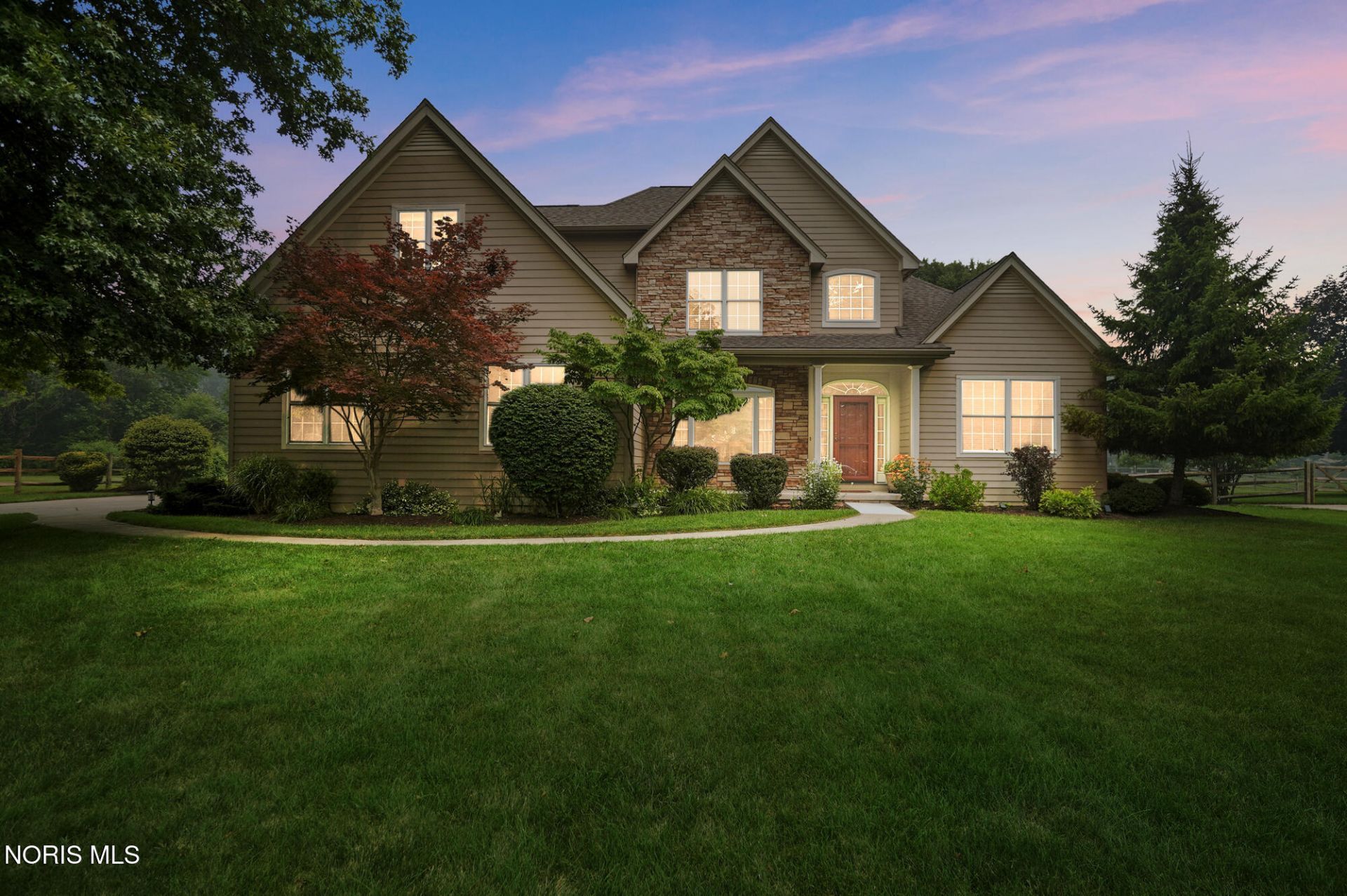 6960 Shadowcreek Drive, Maumee, OH 43537 Main Photo