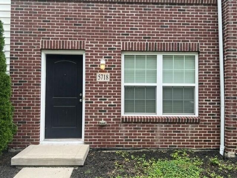 5718 Pittsford Drive, Westerville, OH 43081 Photo 2